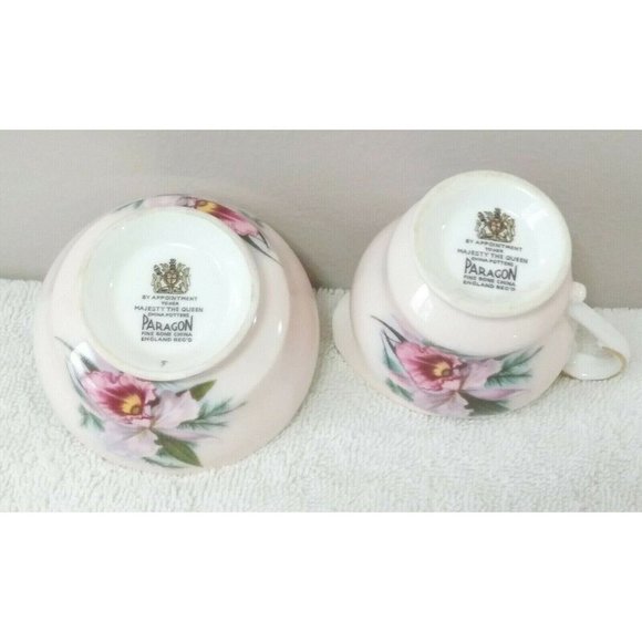 Paragon Blush Pink Sugar Bowl & Creamer Set Bone China England - Picture 3 of 3